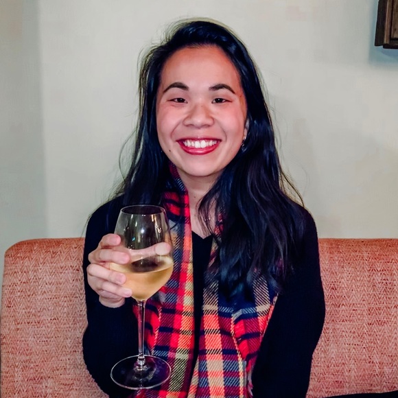 Meet your Posher, Paige - Picture 1 of 1